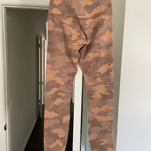 NWT lululemon align high rise pant 25” size 2